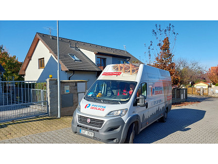 Zateplení trámového stropu rodinného domu v Roztokách